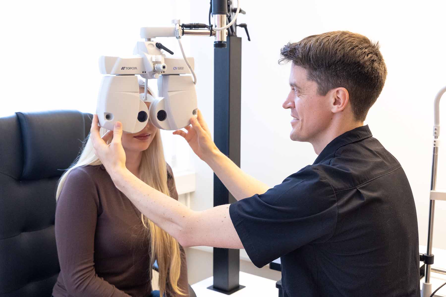 Kan man få näthinneavlossning efter ett linsbyte (RLE)?